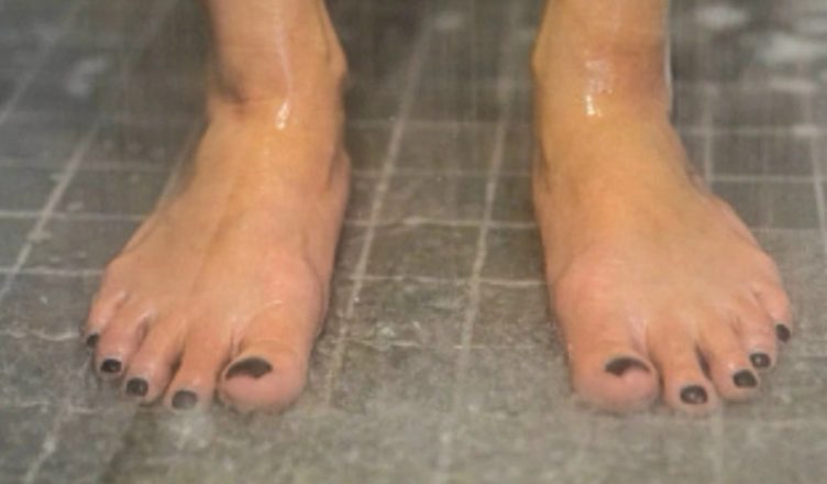 Вот почему нельзя «писать» под душем