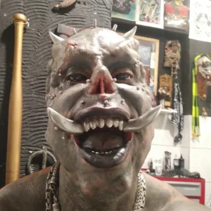 Мишел «Диабан» Праддо считается одним из самых изменённых людей на планете.