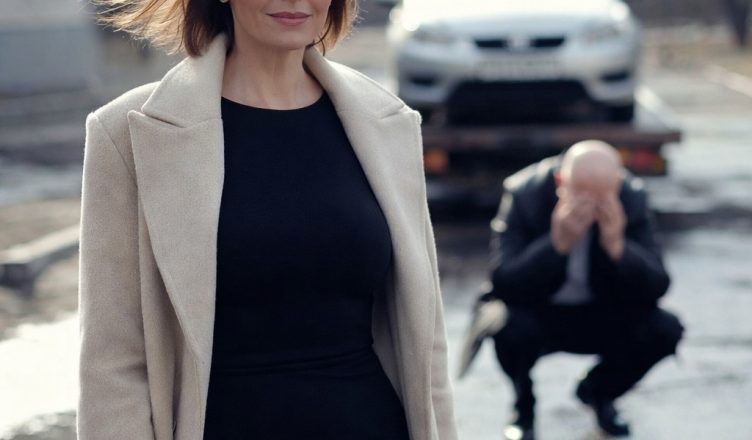 Муж отдал наши деньги своей сестре. А я продала его машину всего за час. Муж отдал наши деньги своей сестре. А я продала его машину всего за час.