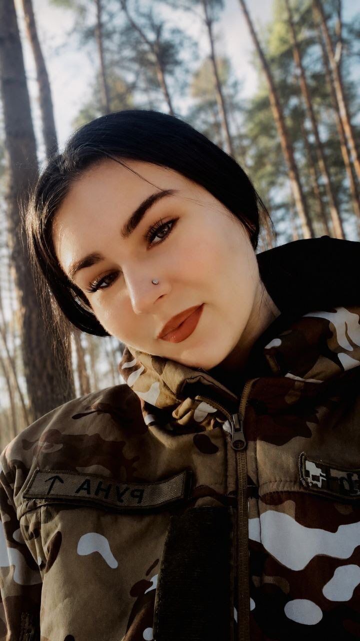 "Болюча рана": у бою за Україну загинула 22-річна захисниця з Дніпропетровщини. Фото