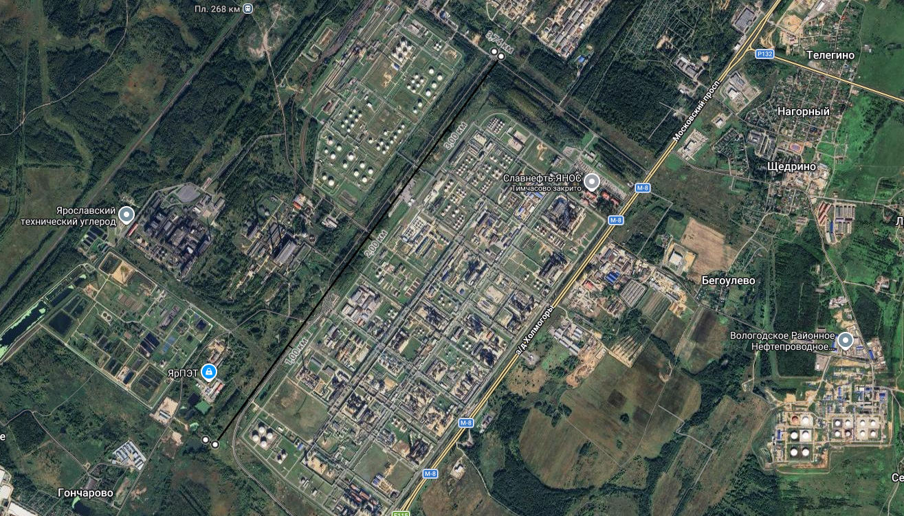 Під атакою був НПЗ: у російському Ярославлі прогриміли вибухи. Фото і відео
